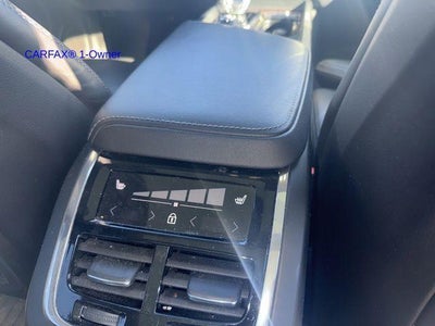 2023 Volvo XC60 B5 AWD Ultimate Bright Theme