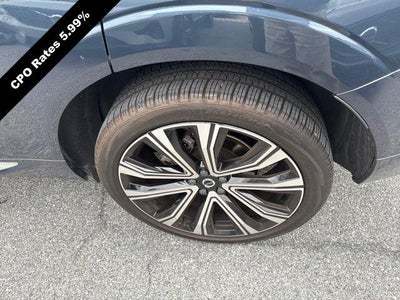2023 Volvo XC60 B5 AWD Ultimate Bright Theme