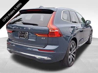 2023 Volvo XC60 B5 AWD Ultimate Bright Theme