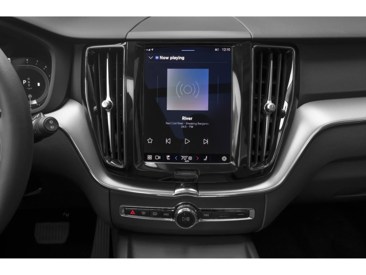 2023 Volvo XC60 B5 AWD Ultimate Bright Theme