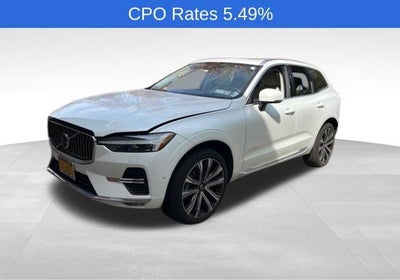2023 Volvo XC60 B5 AWD Ultimate Bright Theme