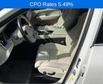2023 Volvo XC60 B5 AWD Ultimate Bright Theme