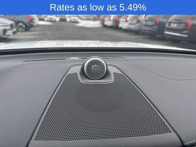 2023 Volvo XC60 B5 AWD Ultimate Bright Theme