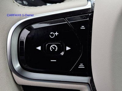 2023 Volvo XC60 B5 AWD Ultimate Bright Theme