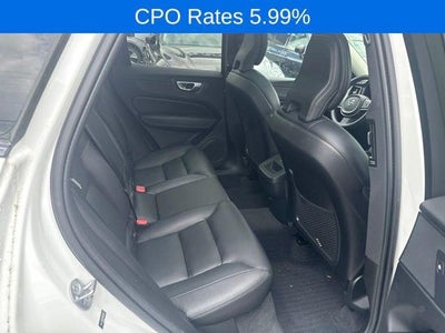 2024 Volvo XC60 B5 AWD Core Dark Theme