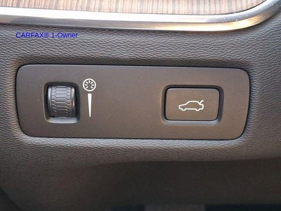 2022 Volvo XC60 B5 AWD Momentum