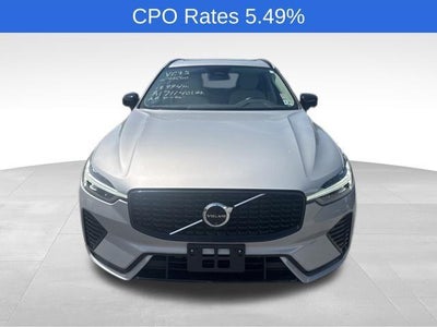 2024 Volvo XC60 B5 AWD Plus Dark Theme