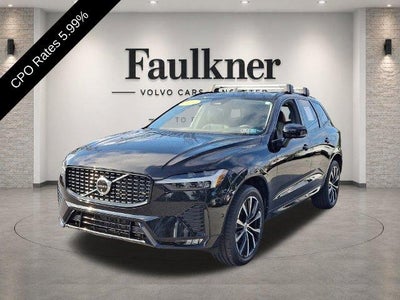 2024 Volvo XC60 B5 AWD Plus Dark Theme