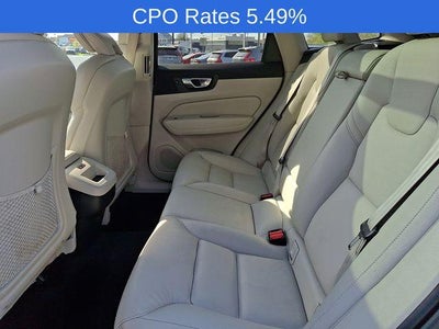 2024 Volvo XC60 B5 AWD Plus Dark Theme