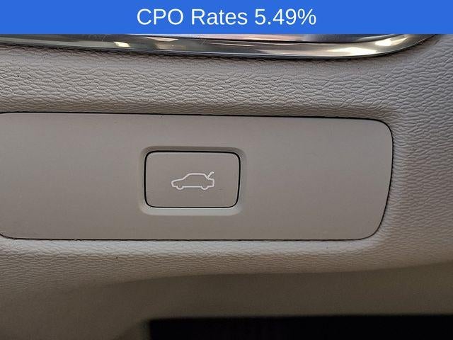 2024 Volvo XC60 B5 AWD Plus Dark Theme