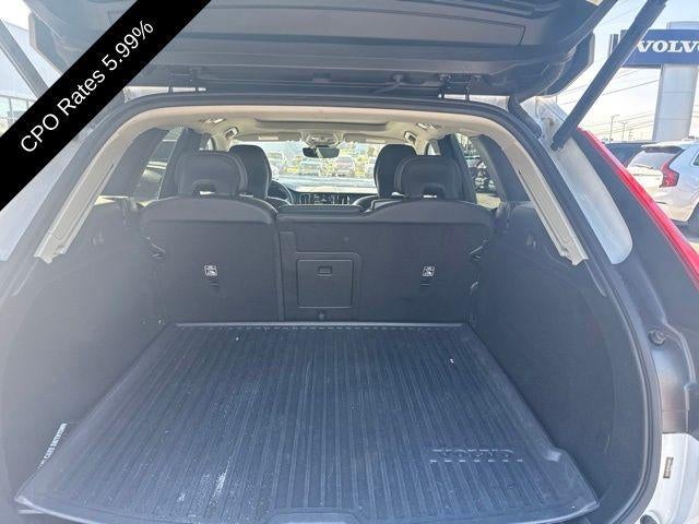 2024 Volvo XC60 B5 AWD Plus Dark Theme
