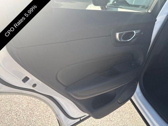 2024 Volvo XC60 B5 AWD Plus Dark Theme
