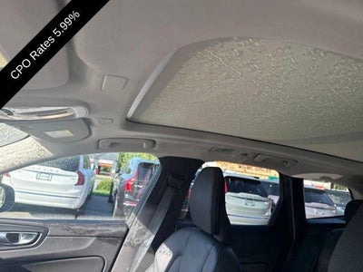 2024 Volvo XC60 B5 AWD Plus Dark Theme