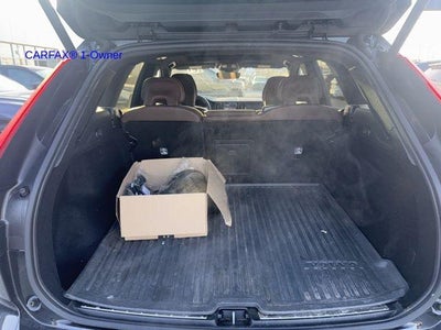 2024 Volvo XC60 B5 AWD Plus Dark Theme