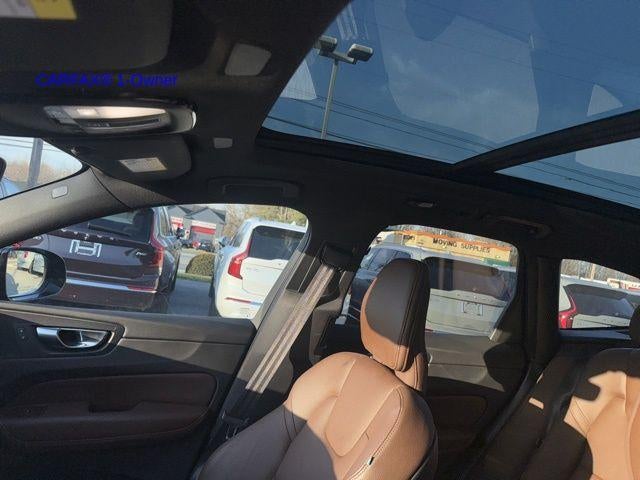 2024 Volvo XC60 B5 AWD Plus Dark Theme