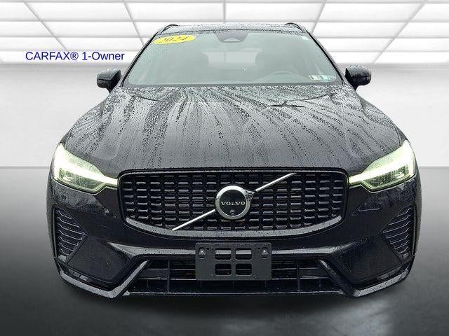 2024 Volvo XC60 B5 AWD Plus Dark Theme