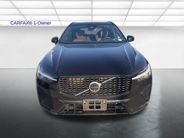 2024 Volvo XC60 B5 AWD Plus Dark Theme