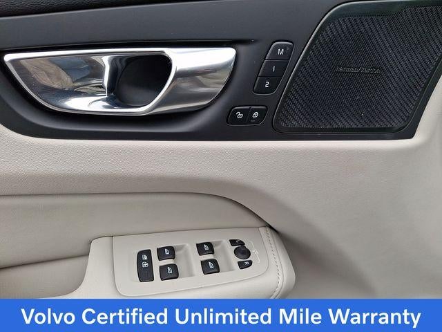 2022 Volvo XC60 B5 AWD Inscription