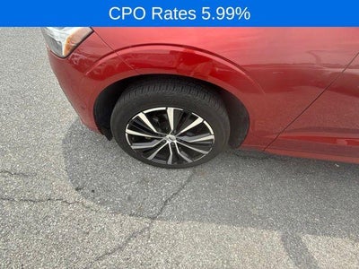 2024 Volvo XC60 B5 AWD Plus Dark Theme