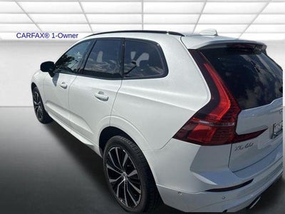 2024 Volvo XC60 B5 AWD Plus Dark Theme
