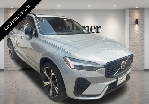 2024 Volvo XC60 B5 AWD Ultimate Dark Theme