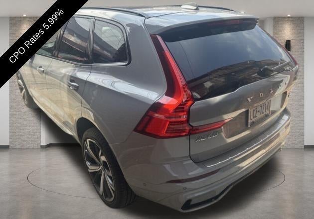 2024 Volvo XC60 B5 AWD Ultimate Dark Theme