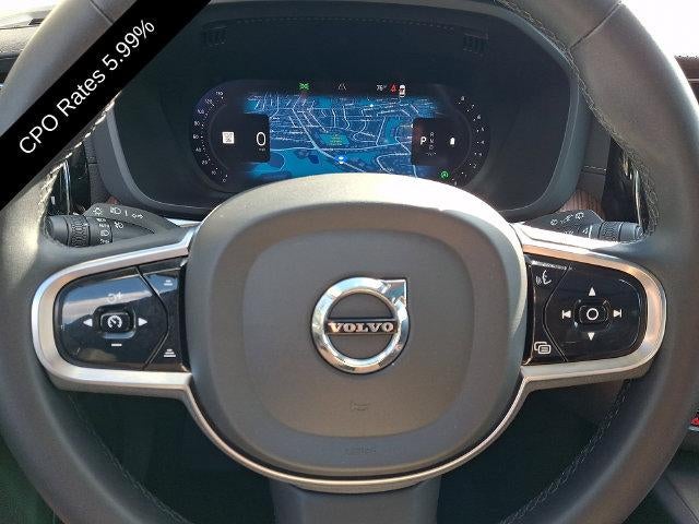 2024 Volvo XC60 B5 AWD Ultimate Dark Theme