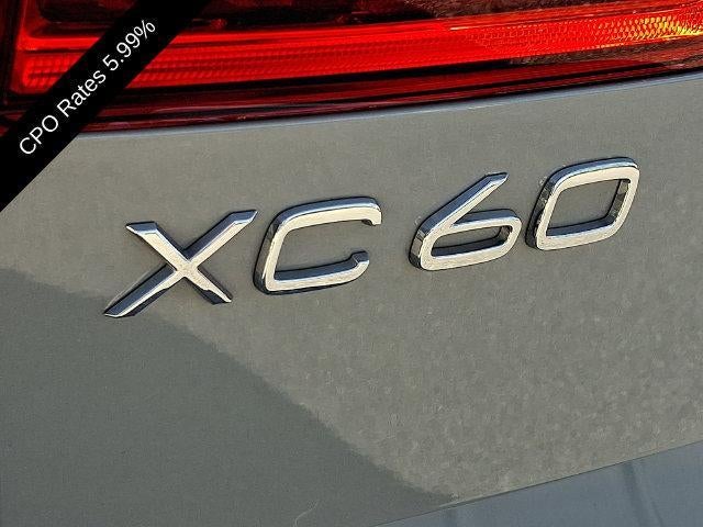 2024 Volvo XC60 B5 AWD Ultimate Dark Theme