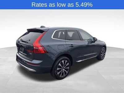 2023 Volvo XC60 B5 AWD Plus Bright Theme