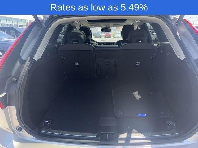 2023 Volvo XC60 B5 AWD Plus Bright Theme