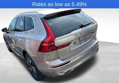 2023 Volvo XC60 B5 AWD Plus Bright Theme