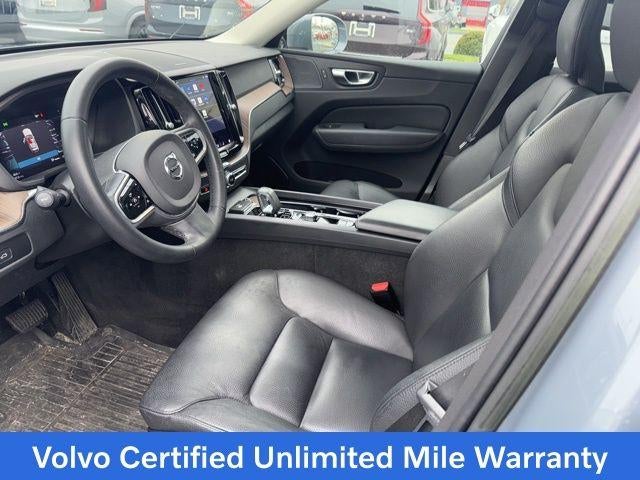 2023 Volvo XC60 B5 AWD Plus Bright Theme