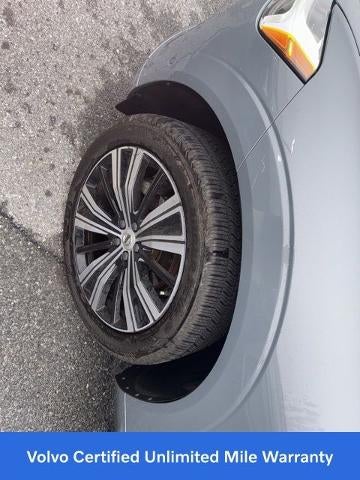 2023 Volvo XC60 B5 AWD Plus Bright Theme