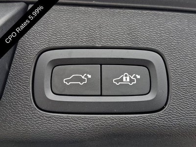 2023 Volvo XC60 B5 AWD Plus Bright Theme