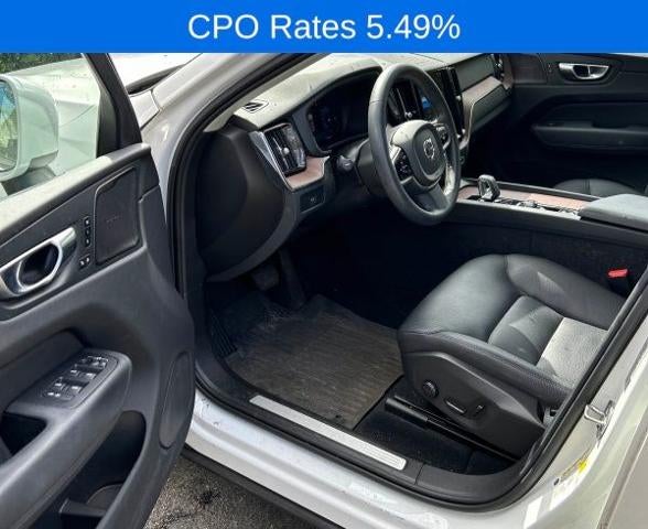2023 Volvo XC60 B5 AWD Plus Bright Theme