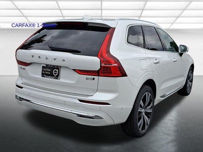 2023 Volvo XC60 B5 AWD Plus Bright Theme