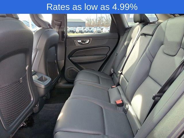 2023 Volvo XC60 B5 AWD Plus Bright Theme