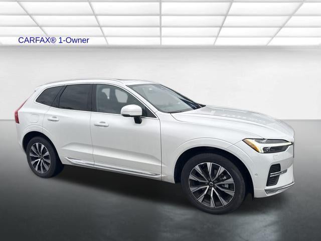 2023 Volvo XC60 B5 AWD Plus Bright Theme