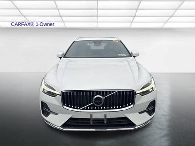2023 Volvo XC60 B5 AWD Plus Bright Theme
