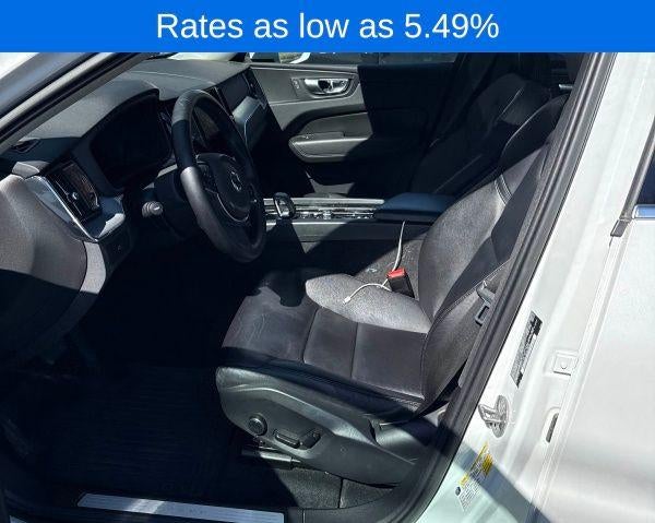 2023 Volvo XC60 B5 AWD Core