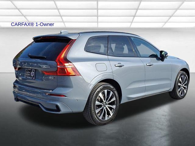 2023 Volvo XC60 B5 AWD Plus Dark Theme