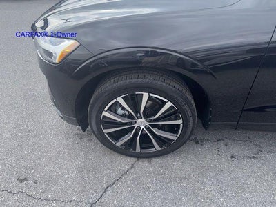 2023 Volvo XC60 B5 AWD Plus Dark Theme