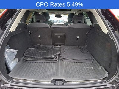 2023 Volvo XC60 B5 AWD Plus Dark Theme