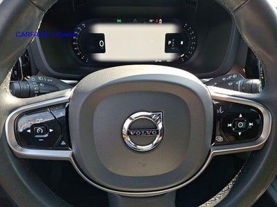 2023 Volvo XC60 B5 AWD Plus Dark Theme