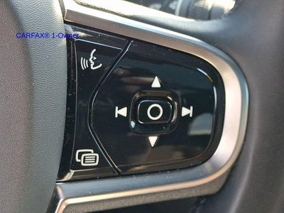 2023 Volvo XC60 B5 AWD Plus Dark Theme