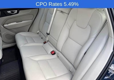2023 Volvo XC60 B5 AWD Plus Dark Theme