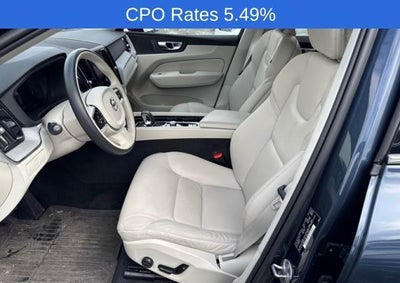 2023 Volvo XC60 B5 AWD Plus Dark Theme