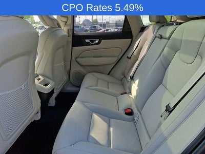 2023 Volvo XC60 B5 AWD Plus Dark Theme