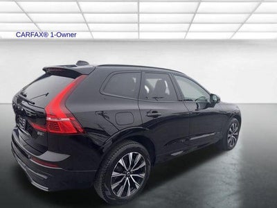 2023 Volvo XC60 B5 AWD Plus Dark Theme