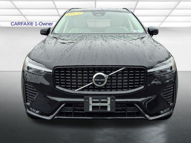 2023 Volvo XC60 B5 AWD Plus Dark Theme